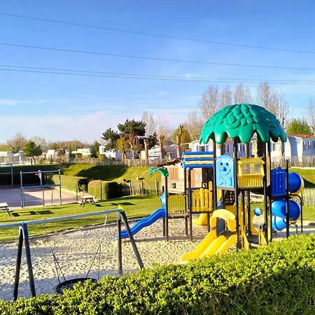 Campsite Bungalow Saint-Aubin-sur-Scie